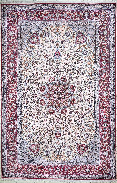 Esfahan fein Persien, signiert"Shahabpour",Mitte 20.Jhd, Korkwolle mit Seide, ca. 310 x 204 cm, Reinigungsbedürftig, EHZ: 2