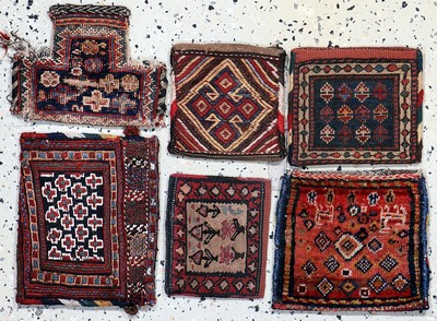 Konvolut aus 6 Taschen, Persien, Anfang bisMitte 20.Jhd, Wolle auf Wolle, ca. 30 x 23 cm (eine der Taschen mit Seidengrund).