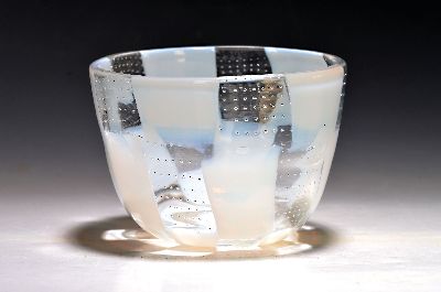 Glasschale Pezzato, Barovier & Toso, Murano, 2. Hälfte 20.Jh., farbloses Glas, alternierend milchweisser Überfang und Einschlüsse von Luftblasen, ...