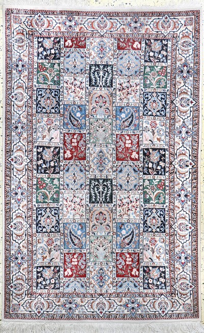 Nain fein, Persien, Mitte 20.Jhd., Korkwolle mit Seide, ca. 153 x 98 cm, EHZ: 2-3