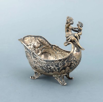 Kleine Jardiniere, deutsch, wohl Hanau, um 1890-1900, 800er Silber, reiches Rokoko -Dekor, mit Rocaillen, Voluten, Blüten und Blättern, Griff ...