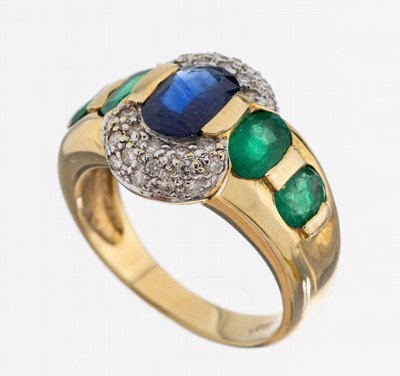 14 kt Gold Saphir-Smaragd-Brillant-Ring, GG/WG 585/000, mittig ovalfacett. Saphir ca. 1.10 ct, 4 ovalfacett. Smaragde zus. ca. 1.30 ct, 32 in WG ...
