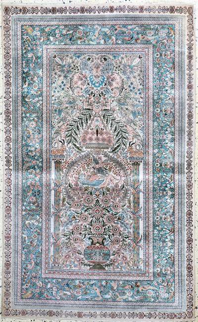 Hereke Seide fein, China, Mitte 20.Jhd, reine Naturseide, ca. 154 x 95 cm, ca. 1,0 Mio. Kn/qm, EHZ: 2