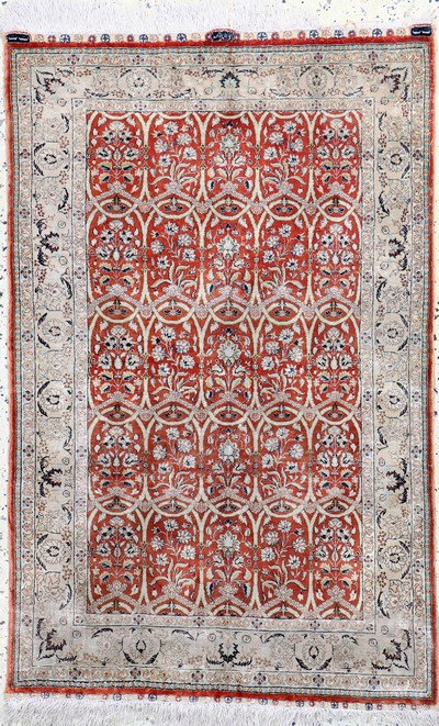 Hereke Seide fein, China, Mitte 20.Jhd, reine Naturseide, ca. 120 x 77 cm, ca. 1,0 Mio. Kn/qm, EHZ: 2