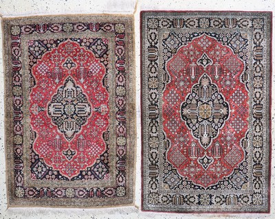 2 Lots Ghom Seide, Persien, Mitte 20.Jhd, reine Naturseide, ca. 130 x 83 cm, Reinigungsbedürftig, EHZ: 2