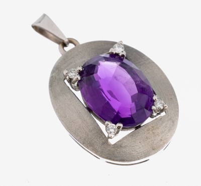 14 kt Gold Amethyst-Brillant-Anhänger, WG 585/000, satiniert, ovalfacett. Amethyst ca. 6.50 ct, 4 Brillanten zus. ca. 0.12 ct Weiß/si, ...