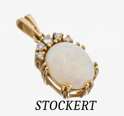 14 kt Gold Opal-Brillant-Anhänger, GG 585/000, Meistermarke STOCKERT, Pforzheim, ovalfacett. Opal mit schönem Farbspiel in orange, grün und blau ...