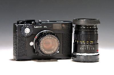 Leica CL Nr. 1329190, Bj. 1974, mit Summicron-C 1:2/40mm und Elmar-C 1:4/90mm; deutliche Gebrauchsspuren