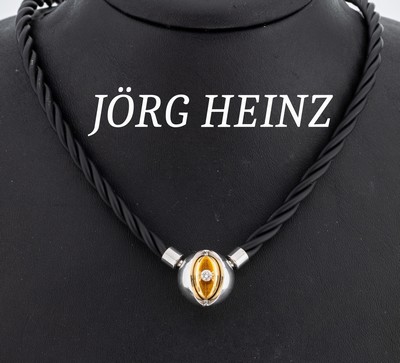 18 kt Gold JÖRG HEINZ Schließe, WG 750/000,Modell Mystery Sphere, umklappbar, 1 Seite mitTahitizuchtperle und Brillanten zus. ca. 0.16 ct feines ...