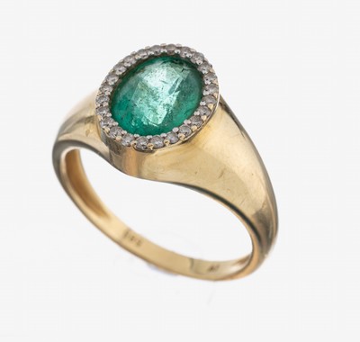 14 kt Gold Smaragd-Diamant-Ring, GG 585/000, ovalfacett. Smaragd ca. 3.0 ct, 24 8/8-Diamanten zus. ca. 0.12 ct Weiß/p1, RW 55,ca. 4.2 g