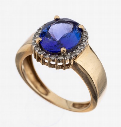 14 kt Gold Tansanit-Diamant-Ring, GG 585/000, ovalfacett. Tansanit ca. 3.20 ct, 24 8/8-Diamanten zus. ca. 0.12 ct Weiß/p1, RW 56, ca. 5.1 g