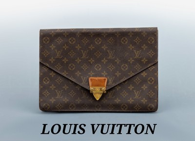 LOUIS VUITTON Monogram Clutch/Aktentasche, Vintage, Monogram Canvas, Schnalle Metall verg., naturfarb. Rindslederbesatz, Innenfutter braun ...