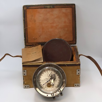 THOMAS MERCER Vermessungschronometer der Australien Military Forces in original Box, England um 1940, Aluminium-Geh. m. Anschluss f. Elektrokontakt, ...