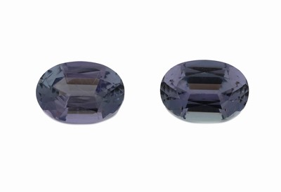 Lot 2 lose Tansanite, zus. ca. 1.84 ct, ovalfacett.