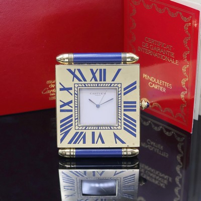 CARTIER kleiner Tischwecker, Schweiz verk. lt. beil. Garantie 05/1986, quarz, verg., ausklappbares Gehäuse, Lünette m. lack. römischen Zahlen, ...