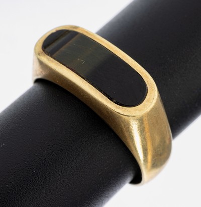 14 kt Gold Tigerauge-Ring, GG 585/000, schlichtes Design, Tigeraugen-Einlage, RW 62, ca. 6.7 g