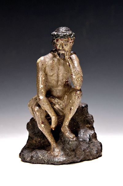 Passionsdarstellung, Christus in der Rast, wohl Südamerika, 18.Jh., Holz geschnitzt, farbig gefasst, best., H. 17 cm