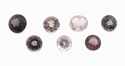 Lot 7 lose Spinelle, zus. ca. 10.63 ct, rundfacett. in versch. Größen und Farben