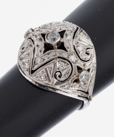 14 kt Gold Diamant-Ring, 1930er Jahre, WG 585/000 gepr., durchbrochen gearbeitet, 20 Altschliffdiamanten, Brillanten und 8/8 Diamanten zus. ca. 0.32 ...