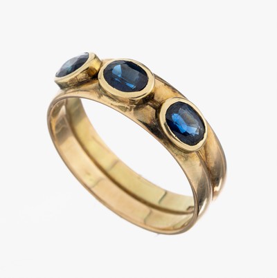 14 kt Gold Saphir-Ring, GG 585/000, ehemals2 einzelne Ringschienen, 3 ovalfacett. Saphirezus. ca. 1.80 ct, RW 65, ca. 6.0 g