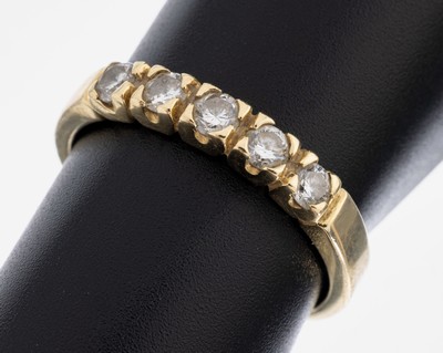 14 kt Gold Brillant-Ring, GG 585/000, 5 Brillanten zus. ca. 0.50 ct Weiß/p, RW 57, ca.3.5 g