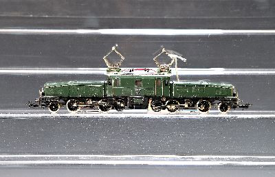 Märklin, Spur H0, 3015 "Krokodil", Bj. 1958 -1963, Typ 10 E-Lok, SBB, leichte Gebrauchsspuren, OVP, Funktion nicht geprüft, aus ...