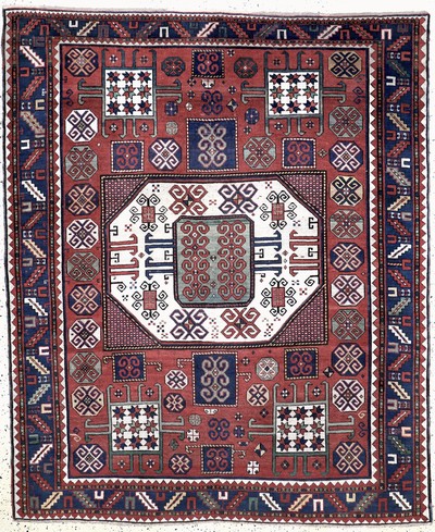 "Karachoph"Kazak antik, Kaukasus, 19.Jhd, Wolle auf Wolle, ca. 233 x 190 cm, EHZ: 2-3 (fachkundig restauriert)