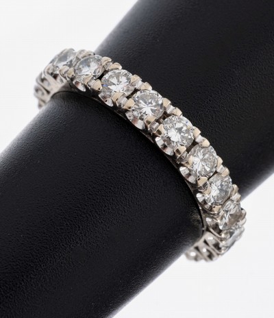 14 kt Gold Brillant-Memoryring, WG 585/000 gepr., 21 Brillanten zus. ca. 2.00 ct feines Weiß-Weiß/vs-si, RW 54, ca. 2.4 g