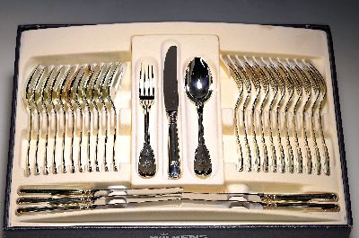 Besteck für 12 Personen, Wilkens Bremen, Modell Augsburger Faden, 925er Sterling Silber, Monogramm MR, 12 Messer, 12 Gabeln, 12 Löffel, 12 ...