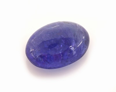 Loser Tansanit, ca. 8.16 ct, ovaler Cabochon, ca. 13.79 x 10.04 x 7.12 mm