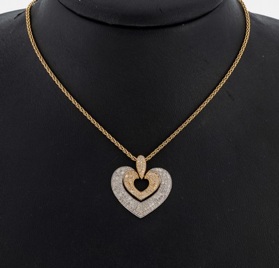 14 kt Gold Diamant-Herzanhänger, GG/WG 585/000, 8/8-Diamanten zus. ca. 1.10 ct, an Kette, GG 333/000, L. ca. 42 cm, Karabinerschließe, ca. 6.7 g