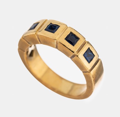 18 kt Gold Saphir-Ring, GG 750/000, 5 Saphircarrees zus. ca. 0.50 ct, RW 58, ca. 10.2 g