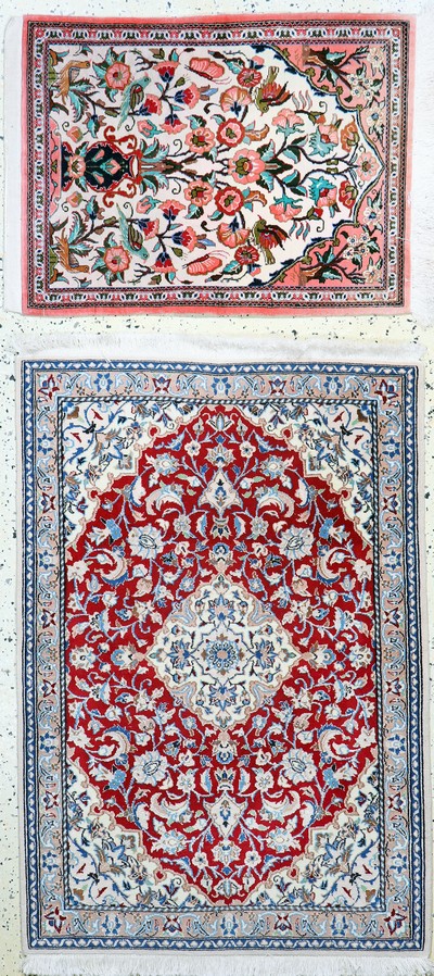 2 Lots Nain fein(9 La), ca. 125 x 85 cm, Ghom Kork, ca. 80 x 60 cm, Ende 20.Jhd, Korkwolle auf Baumwolle, EHZ: 2