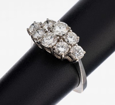 14 kt Gold Brillant-Ring, WG 585/000, 8 Brillanten zus. ca. 2.00 ct (grav.) feines Weiß-Weiß/vs, RW 54, ca. 4 g