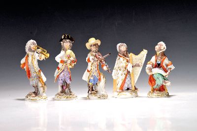 Die Affenkapelle, 21 Figuren und Notenständer, Meissen, Entw. J.J. Kaendler 1753/54, Ausführung nach 1945, 1.Wahl, Porzellan, polychrom handbemalt ...