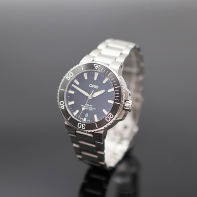 ORIS Herrenarmbanduhr Aquis Referenz 7732, Automatik, Schweiz um 2015, beids. vergl. Edelstahlgeh. inkl. Gliederband m. Faltschl. und ...