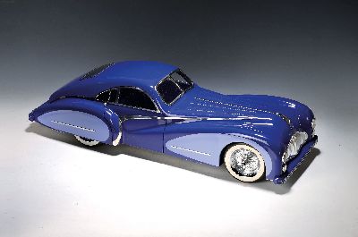 The Blue Car, maßstabsgetreues Modell (1:7) des Talbot Lago T26, Magic Super Toys, Frankfurt, 2010er-Jahre, eines von 50 handgefertigten Exemplaren, ...