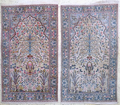 2 Lots Kerman fein, Persien, Ende 20.Jhd, Wolle auf Baumwolle, ca. 154 x 90 cm, Reinigungsbedürftig, EHZ: 2