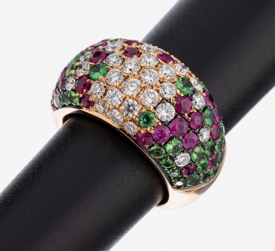 18 kt Gold Tsavorith-Rubin-Brillant-Ring, RoseG 750/000, 41 rundfacett. Tsavorithe zus. ca. 2.0 ct, 27 rundfacett. Rubine zus. ca. 1.35 ct, 32 ...
