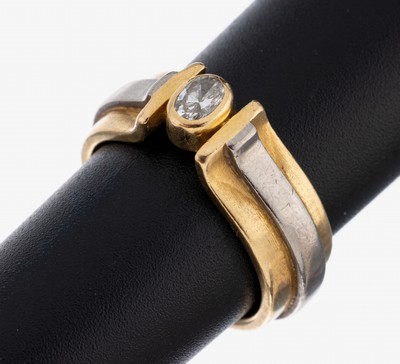 18 kt Gold Diamant-Ring, GG/WG 750/000, ovaler Diamant ca. 0.20 ct Weiß/si, RW 55, ca.13.2 g