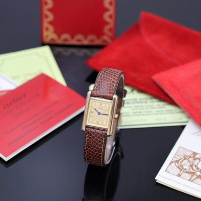 CARTIER Tank Damenarmbanduhr Referenz 3 66001, Schweiz verk. lt. beil. Garantie 06/1983, quarz, vergoldetes Silbergeh. inkl. orig. Lederband m. verg. ...