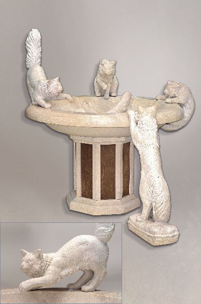 Großes Wasserbecken / Brunnen mit vier vollplastischen Katzenfiguren, Wolfgang Schwaiger Henndorf am Wallersee, aus sog. Untersberger Marmor, mittig ...