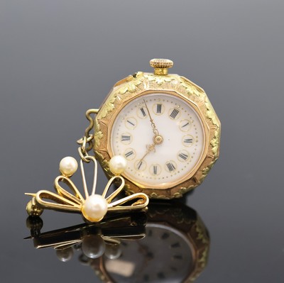 Feine Damen-Anhängeuhr aus Taschenuhr an Brosche, Frankreich/Schweiz um 1900, reich verziertes RoseG/GG 750/000 Geh., Goldcuvette, Brosche m. 3 ...