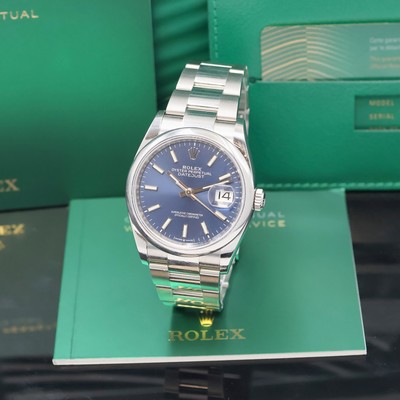 ROLEX Oyster Perpetual Datejust Armbanduhr Referenz 126200, Schweiz verk. lt. beil. Pap. 11/2020, Automatik, Chronometer der Superlative in Edelstahl ...