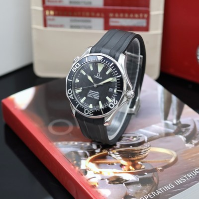OMEGA Seamaster Diver 300M Chronometer Herrenarmbanduhr Referenz 168.1640, Schweiz verk. lt. beil. Pap. 01/2006, Automatik, Edelstahlgeh. inkl. orig. ...