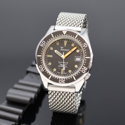 SQUALE Professional Herrenarmbanduhr in Stahl, Schweiz um 1980, Automatik, verschr. Boden, neutr. Stahlband m. Faltschl., Lünette m. 60er Teilung ...