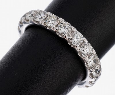 14 kt Gold Brillant-Memoryring, WG 585/000,20 Brillanten zus. ca. 2.63 ct (grav.) feines Weiß-l.get.Weiß/si-p, RW 53, ca. 4.3 g