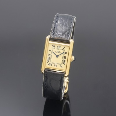CARTIER Tank Vermeil Damenarmbanduhr Referenz 1613, Schweiz um 1995, quarz, verg. 925er Silber Geh., Boden 4-fach verschr., Schmuckkrone, Lederband ...