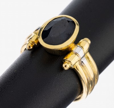 14 kt Gold Saphir-Ring, GG 585/000 gepr., ovalfacett. Saphir ca. 3.0 ct, Ringschulter part. rhod., RW 58, ca. 8.7 g
