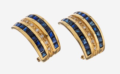 Paar 14 kt Gold Saphir-Brillant-Ohrstecker, GG 585/000, 36 Saphircarrees zus. ca. 0.54 ct, 14 Brillanten zus. ca. 0.11 ct Weiß/si, ca. 7.9 g, ...